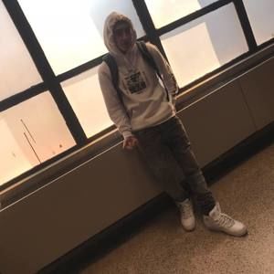 Meet your Posher, Aiden